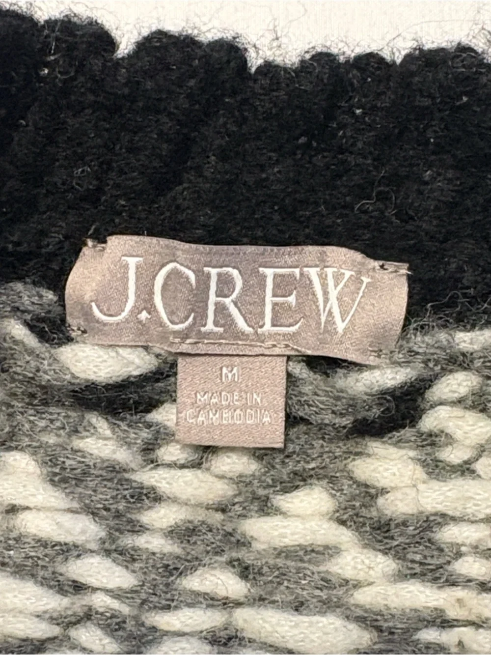 J. Crew Cropped Fair Isle Cardigan Size Medium Black White Textured Chunky Wool